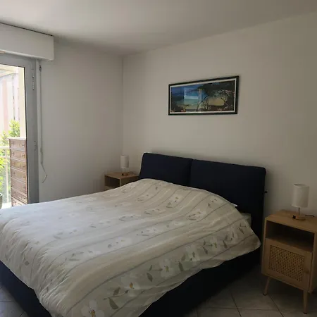 Les Fleurs Bleues شقة